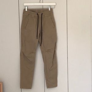 ESNTLS khaki pants Sz Small